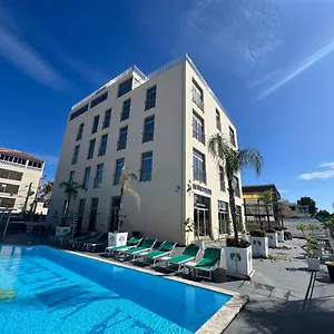 La Vlta E' Bella Apartahotel